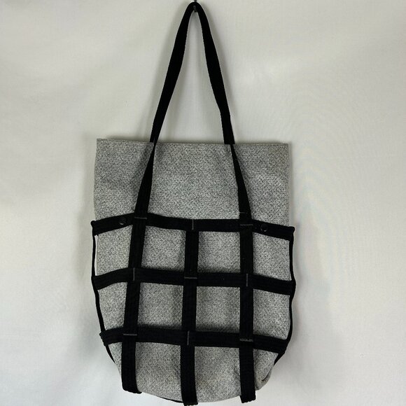 Nike Forward Cargo Tote Sustainable Materials Gray Black